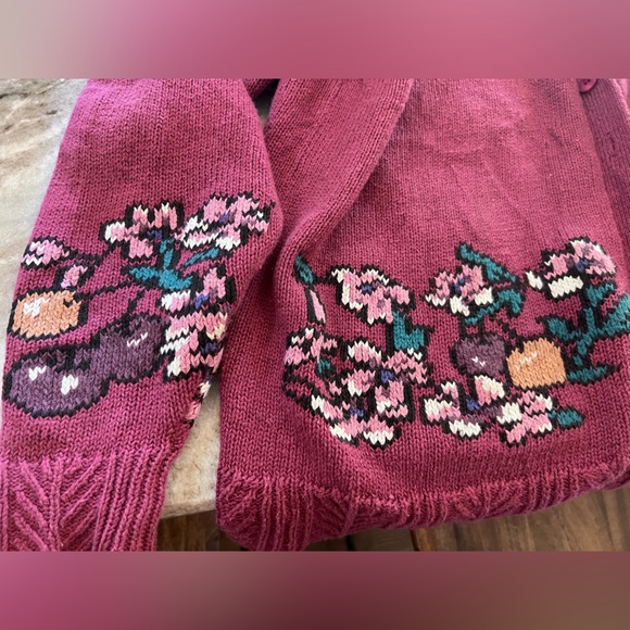 TannerSport cardigan with cherries and flowers - Picture 4 of 5